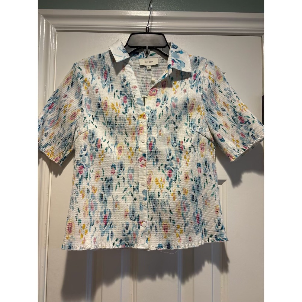 Ivy City Co Elysia Top Smocked Floral Button Down Blue White Cottagecore Large - Picture 4 of 8